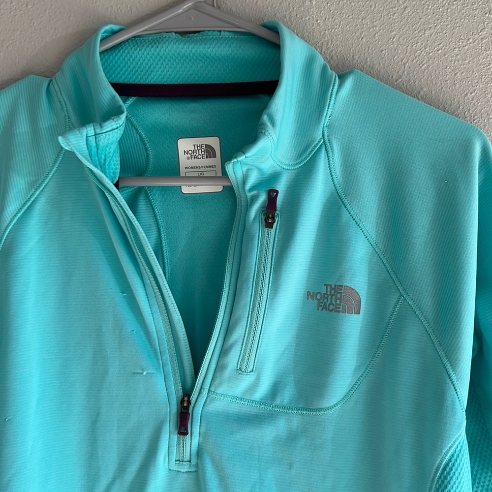 North Face Long Sleeve Pull Over